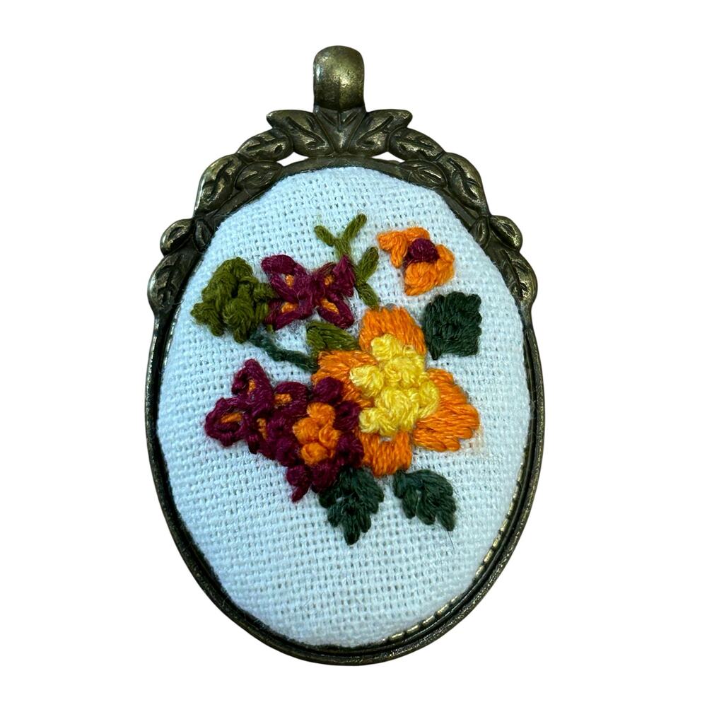 Autumn Flowers Handmade Embroidery Necklace - Yellow Flowers